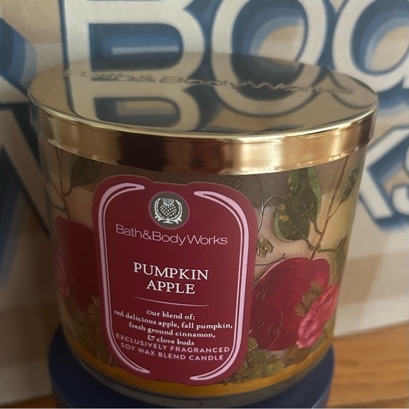 BATH BODY WORKS Pumpkin Apple 3-Wick Candle NWT - Picture 5 of 6